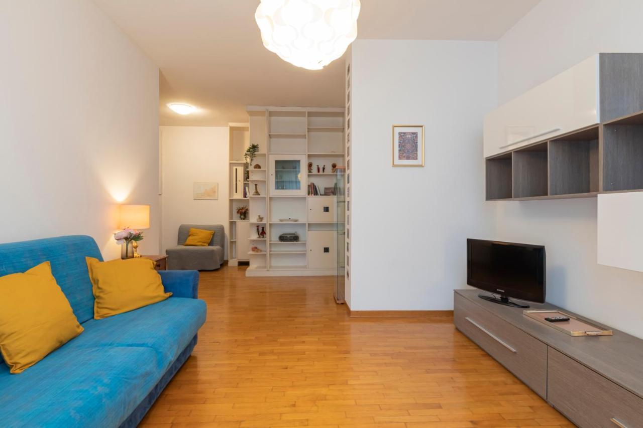 Mimmi Apartment Zurigo 12 Milan Bagian luar foto